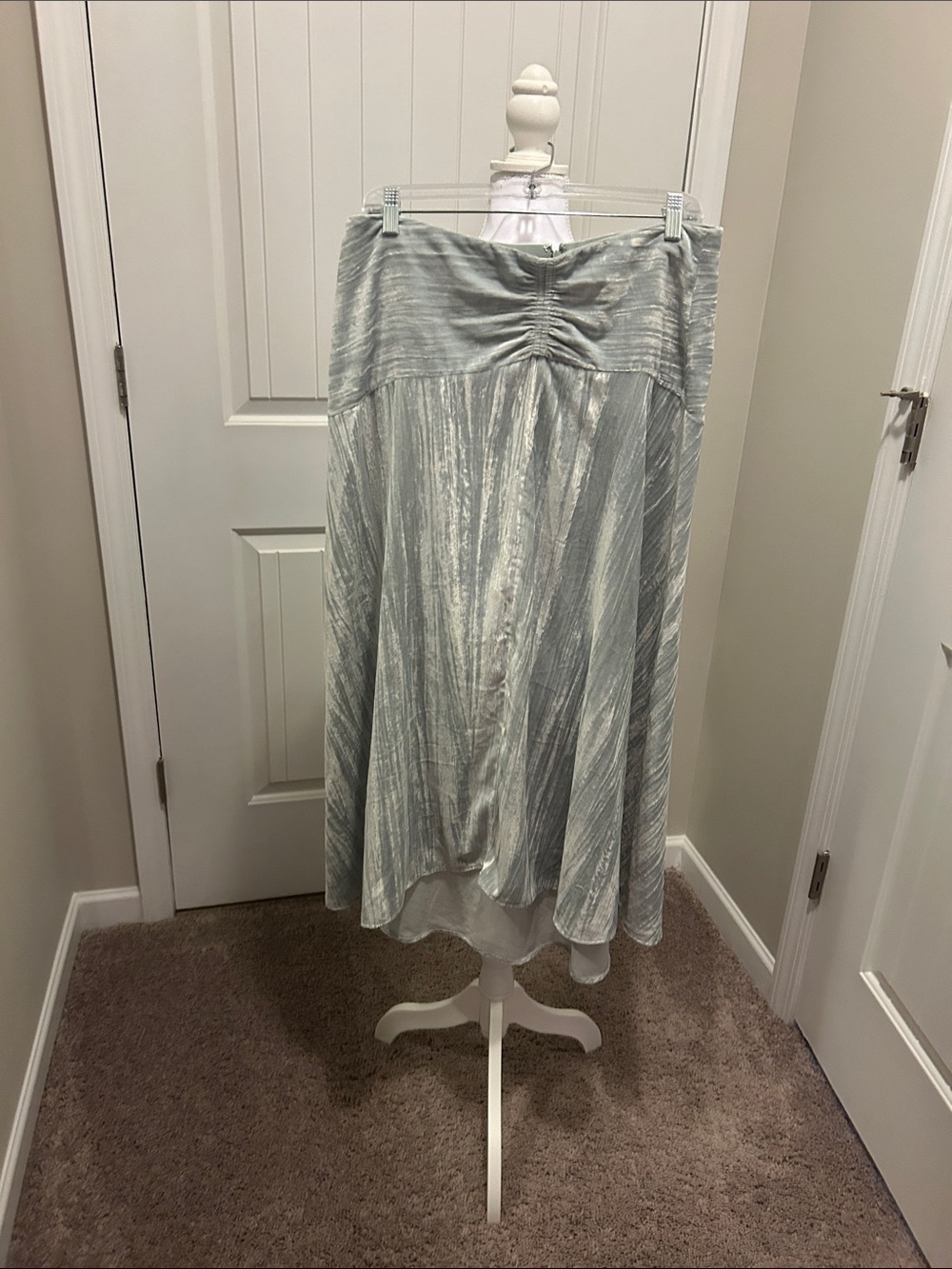 Vince mint green High-Low Flow Skirt